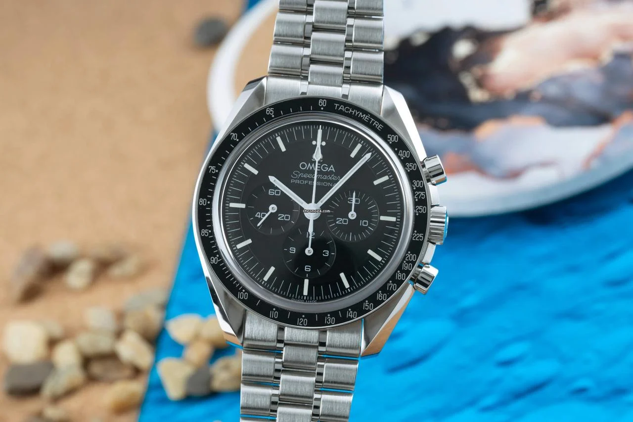 omega speedmaster moonwatch