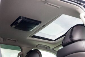 Amazing Sunroof Solutions: How to Spot Small Problems, Fix Them Quickly, and Get Help with a Secure Seal